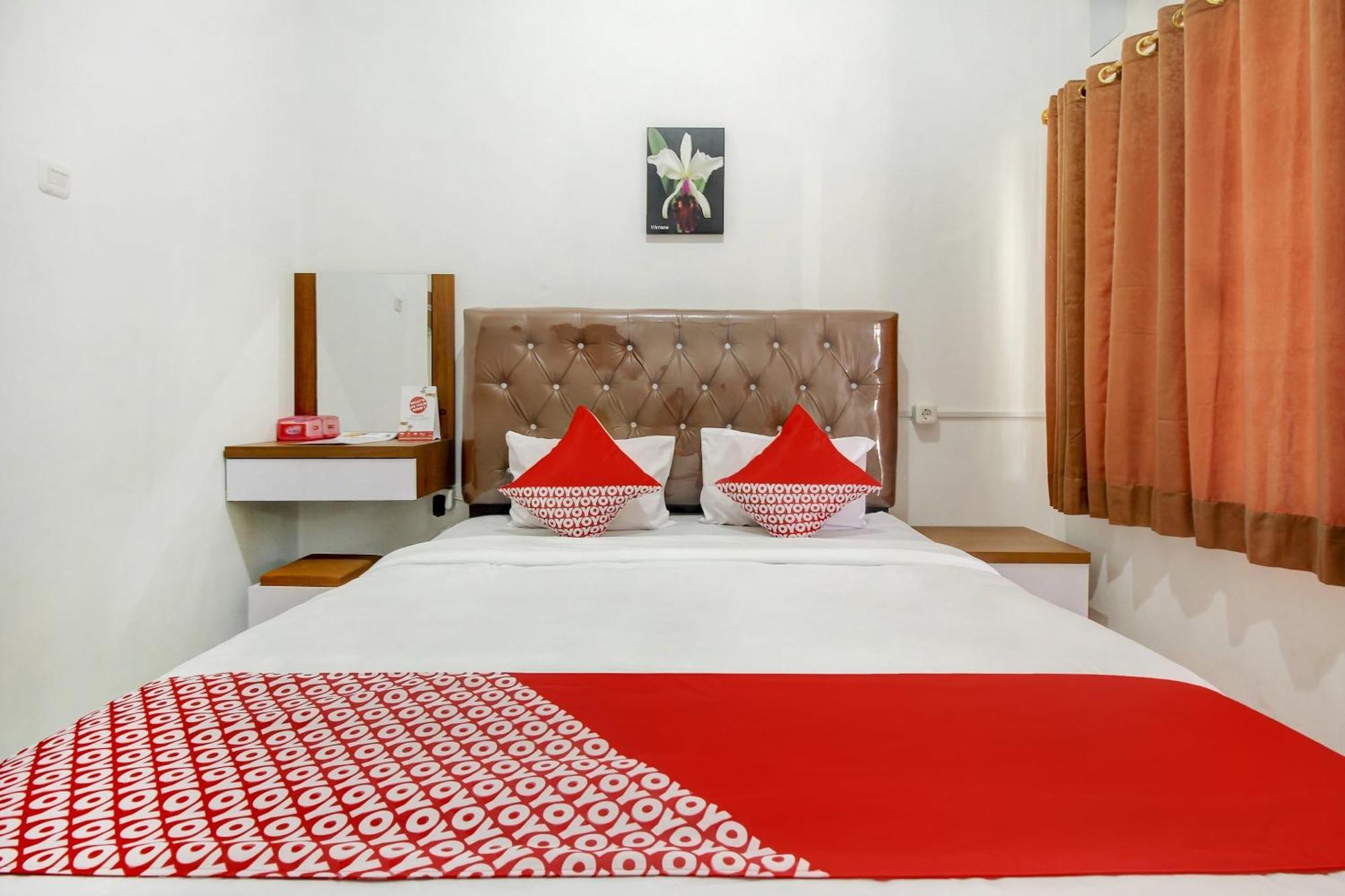 Oyo Life 3415 Penginapan Wimane Palembang Exteriör bild