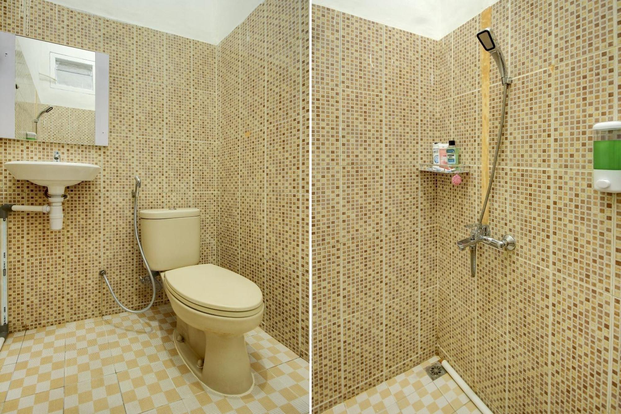 Oyo Life 3415 Penginapan Wimane Palembang Exteriör bild