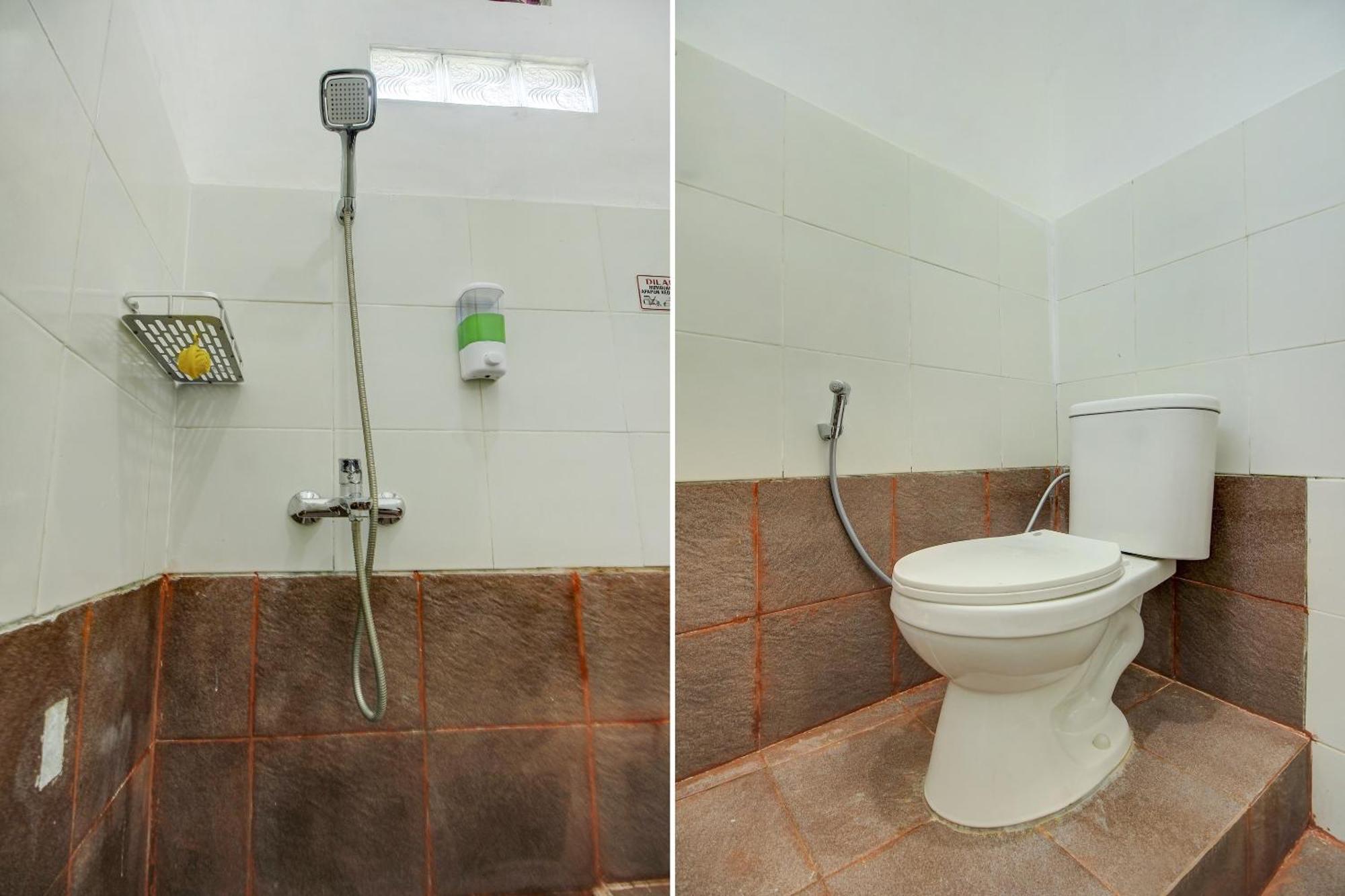 Oyo Life 3415 Penginapan Wimane Palembang Exteriör bild