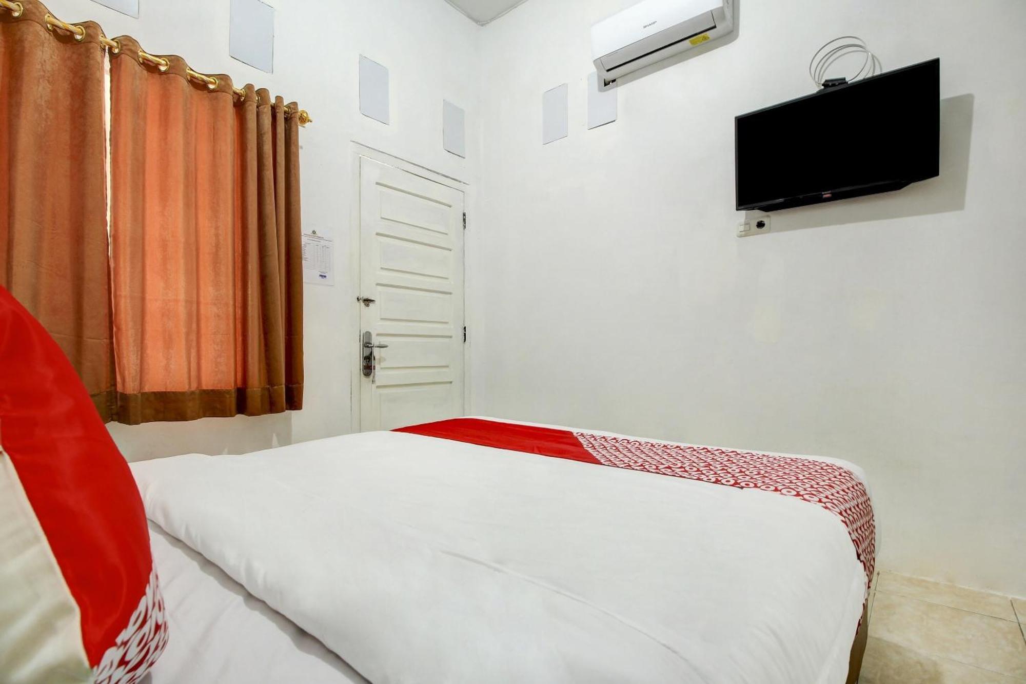 Oyo Life 3415 Penginapan Wimane Palembang Exteriör bild